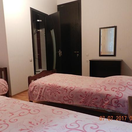 Room 404 Guest House Tbilisi Eksteriør billede