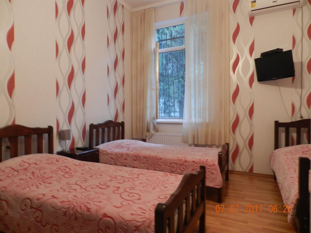 Room 404 Guest House Tbilisi Eksteriør billede