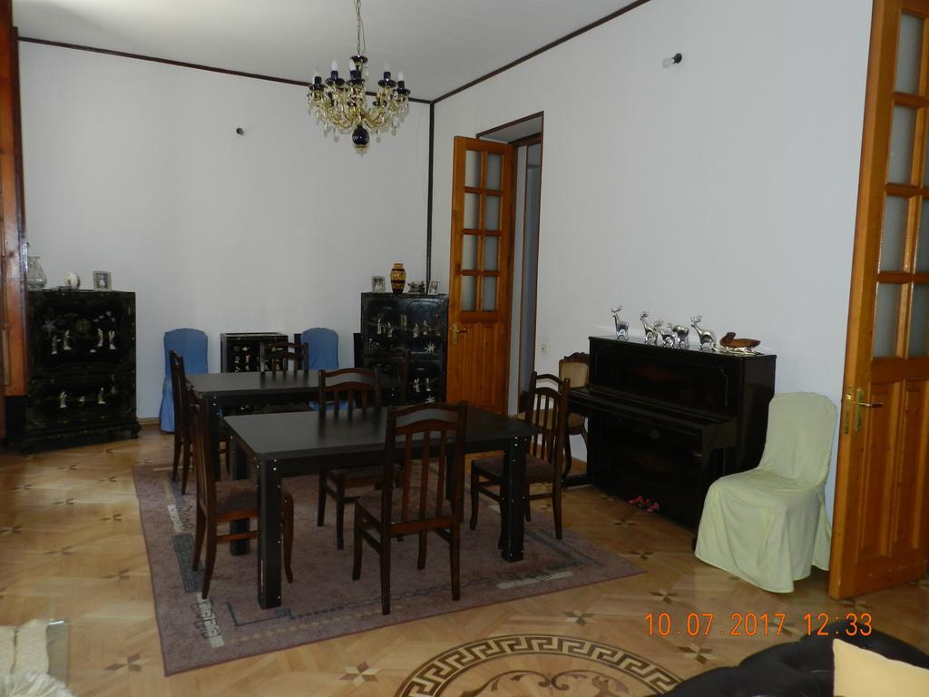 Room 404 Guest House Tbilisi Eksteriør billede
