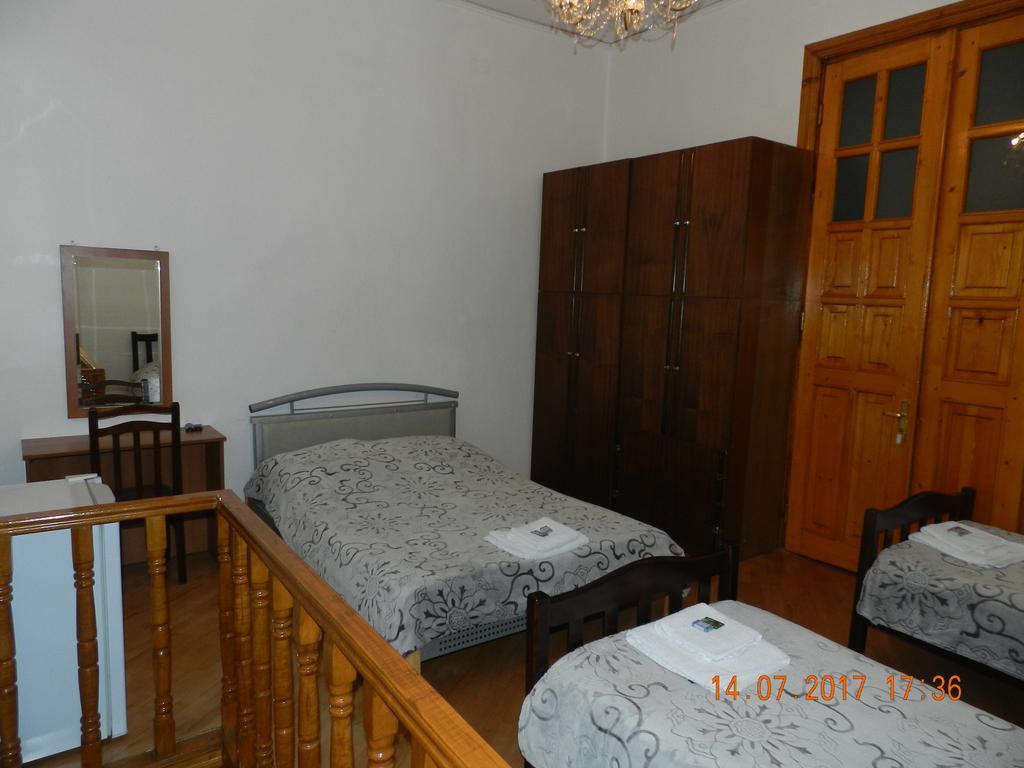 Room 404 Guest House Tbilisi Eksteriør billede